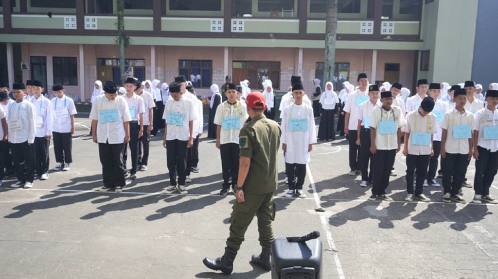  MATSAMA Hari Pertama: Santri Baru Persis 109 Kujang Mulai Selami Jati Diri Pesantren