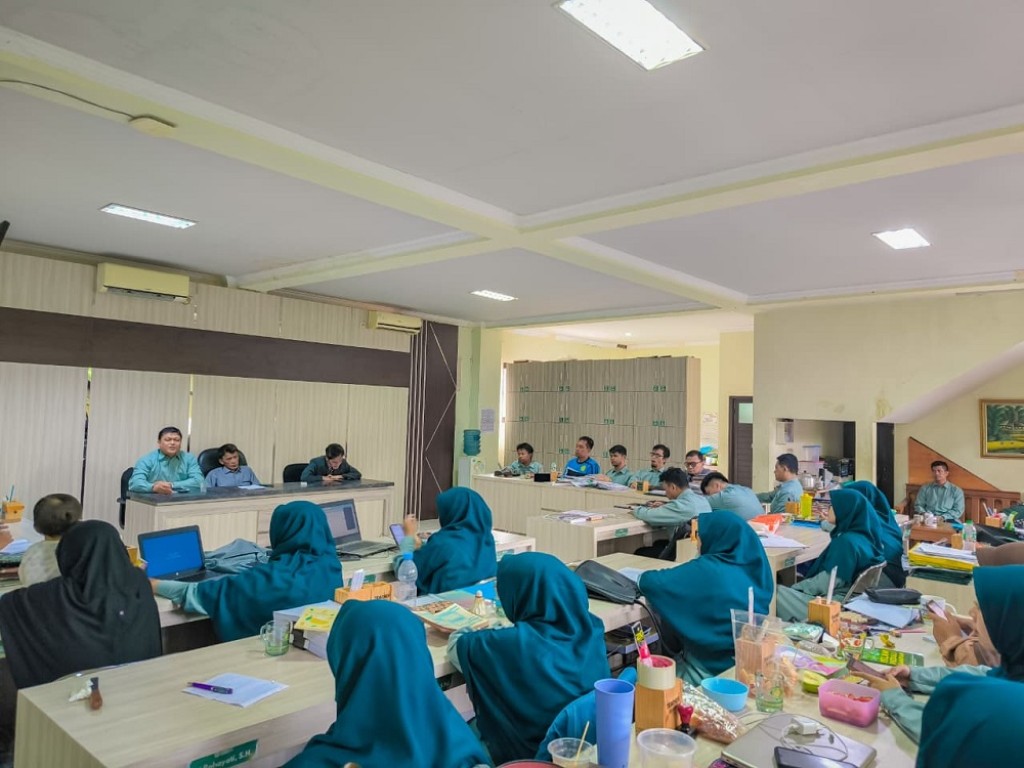 Siap Sambut Santri Baru: Asatidzah Pesantren Persis 109 Kujang Gelar Rapat Koordinasi PSB