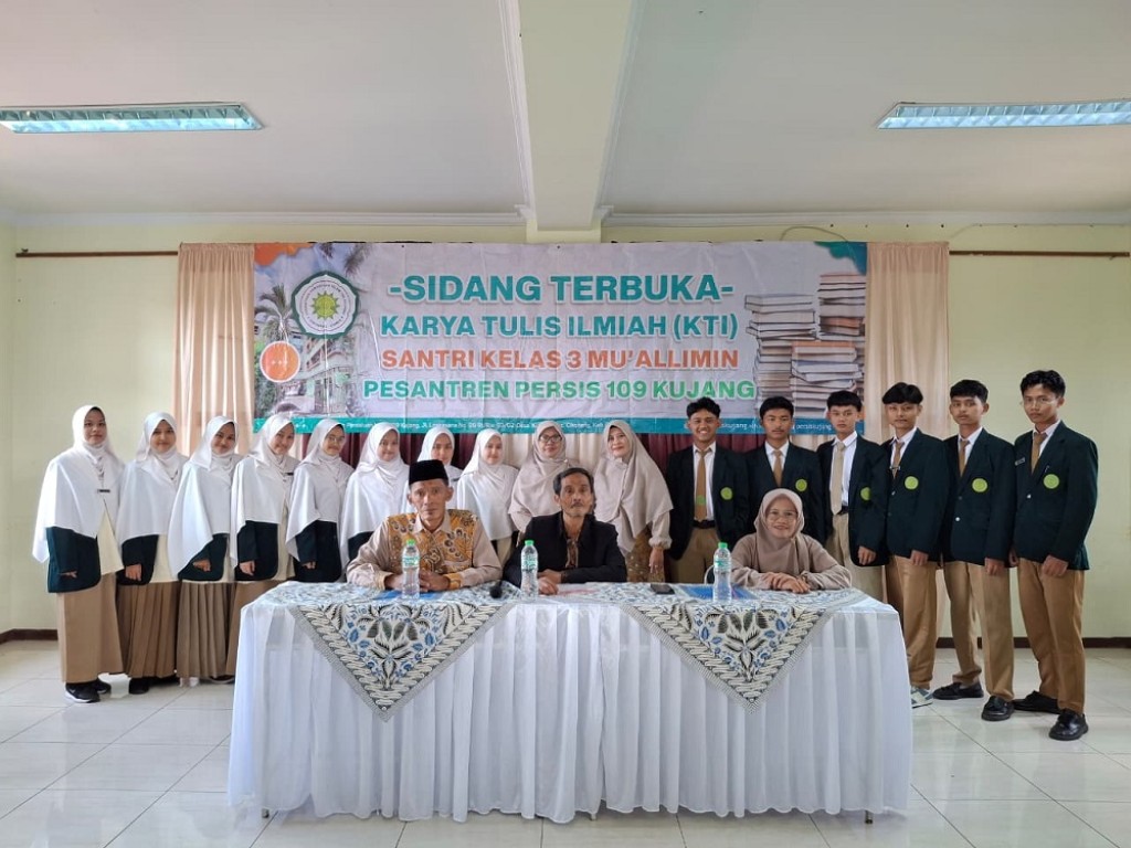Mengukir Prestasi Akademik: Pembukaan Sidang KTI Kelas 12 Pesantren Persis 109 Kujang