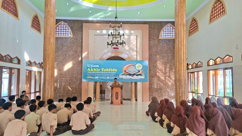 Langkah Akhir Para Penghafal Qur’an: Pembukaan Ujian Akhir Kelas IX Tahfizh MTs Tahfizhil Qur’an