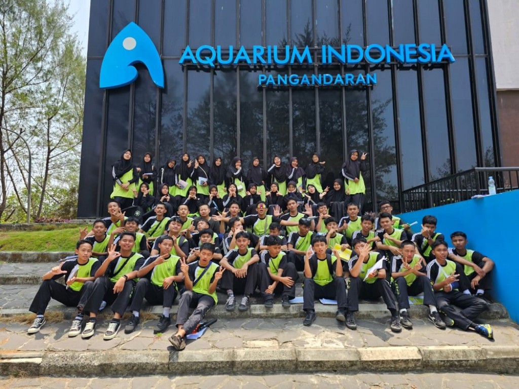 Mengasah Nalar dan Kreativitas, Santri Kelas XI Mu’allimin Pesantren Persis 109 Kujang Gelar Penelitian