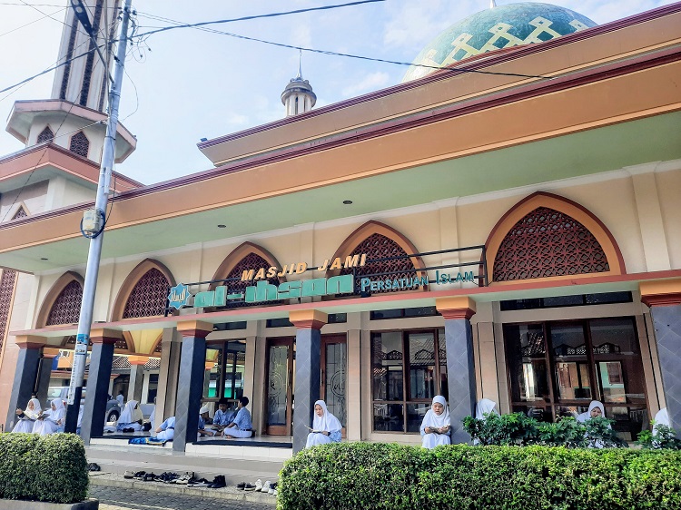 Masjid Jami' Al-Ihsan