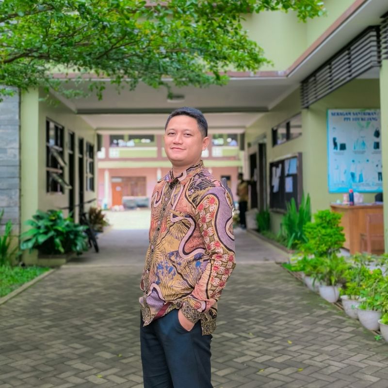 M. Iqbal Shiddiq, S.Pd.I