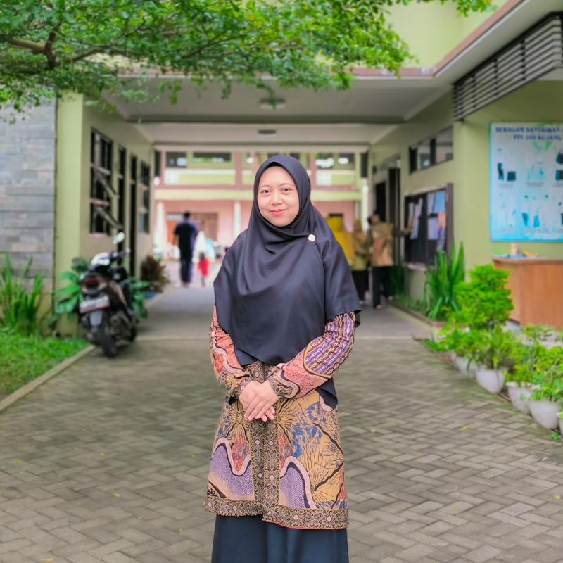 Foto Weni Luthfiani Fauziah, S.Ag